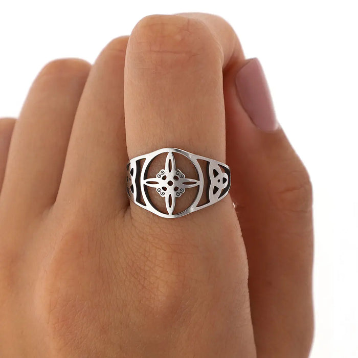 Anillo Nudo de Bruja | Acero Quirúrgico